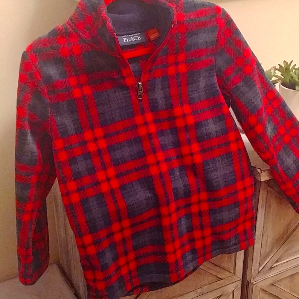 The Chikdren's place. Boy's Pullover fleece.